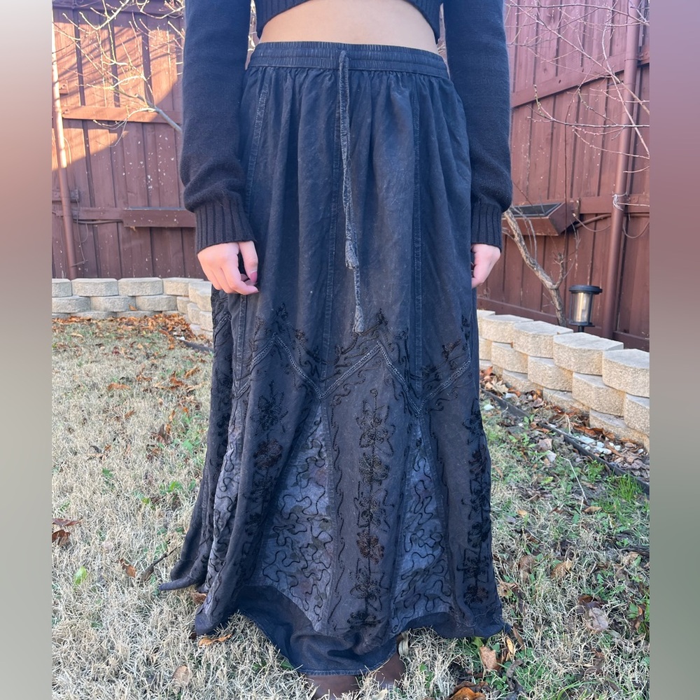 Chic Whimsy Goth Ash Black Embroidered Maxi Skirt - Picture 14 of 14